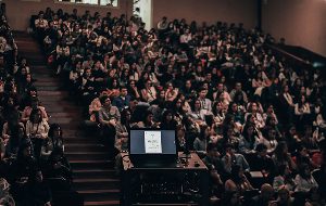 رویداد کوچینگ سازمانی برای بانوان​